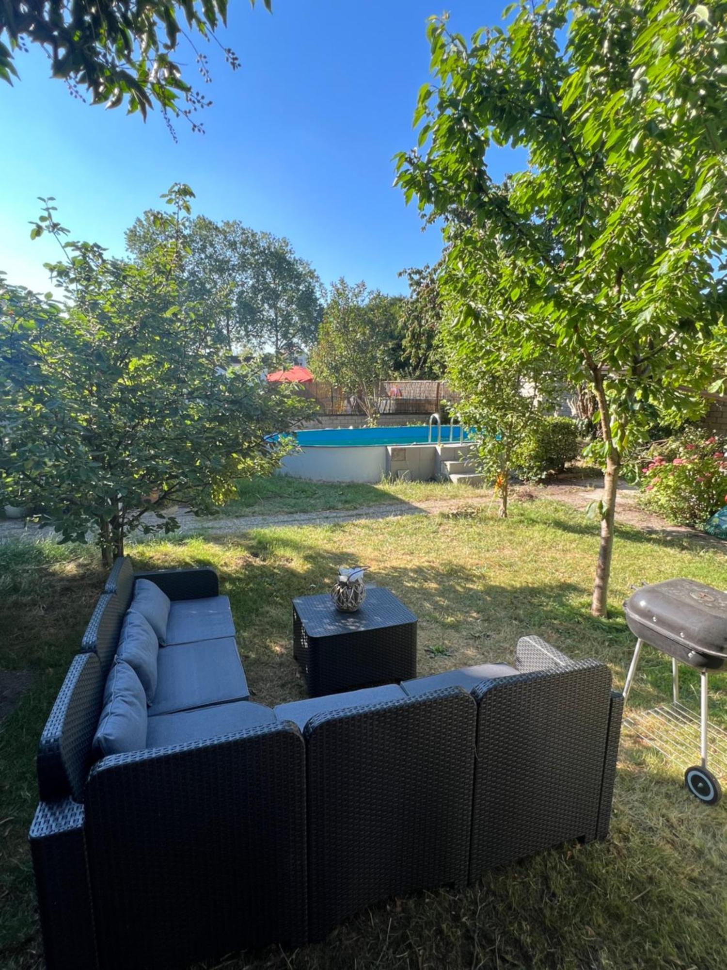 Appartement Avec Jacuzzi Et Jardin Kehl Exterior photo